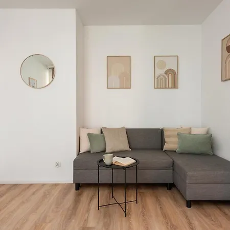 Flatbook - Center Comfort Apartmán *